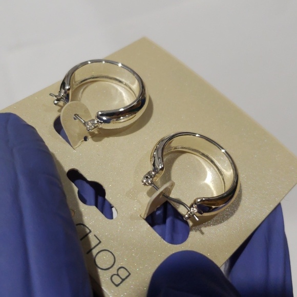 Bold Elements Elegant Silver-tone Chunky Hoop Earrings - Women's Fashion Jewelry - Picture 7 of 7